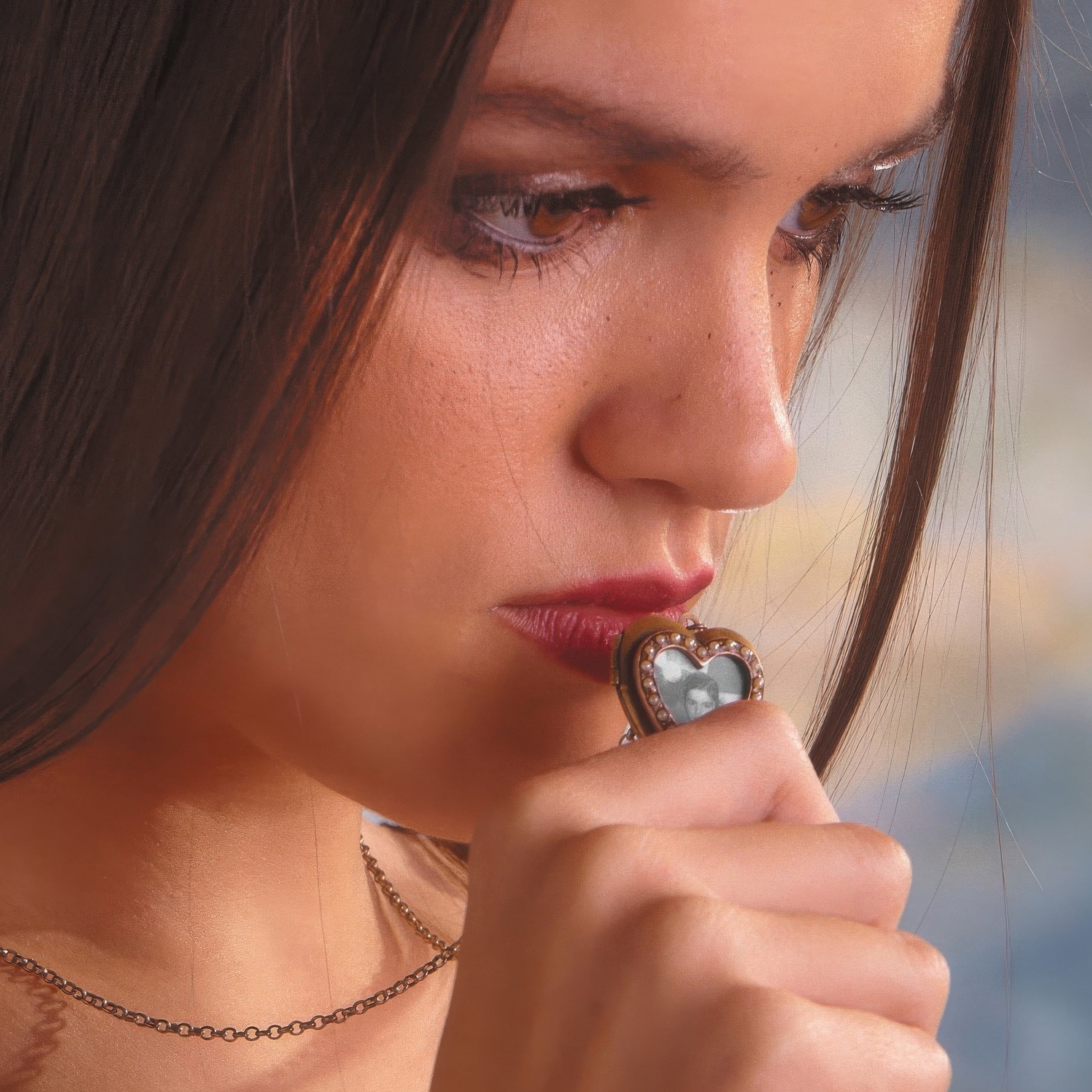 Translation missing: it.Amaia - Plastic Books: Amaia