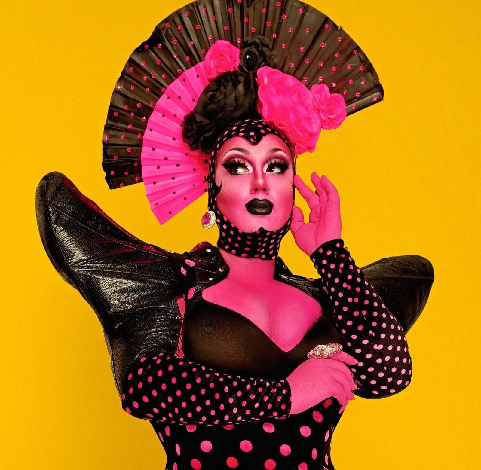 Translation missing: it.Estrella Xtravaganza - Plastic Books: Estrella Xtravaganza