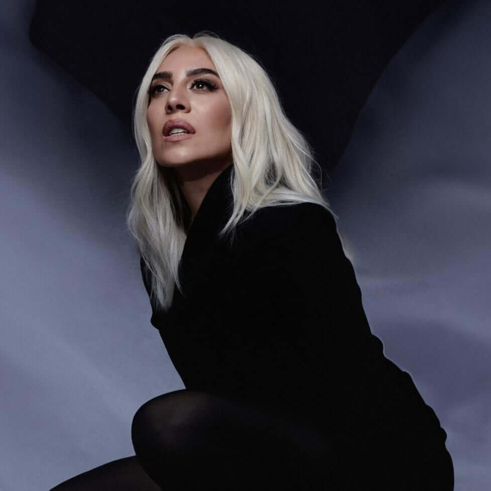 Translation missing: it.Mónica Naranjo - Plastic Books: Mónica Naranjo