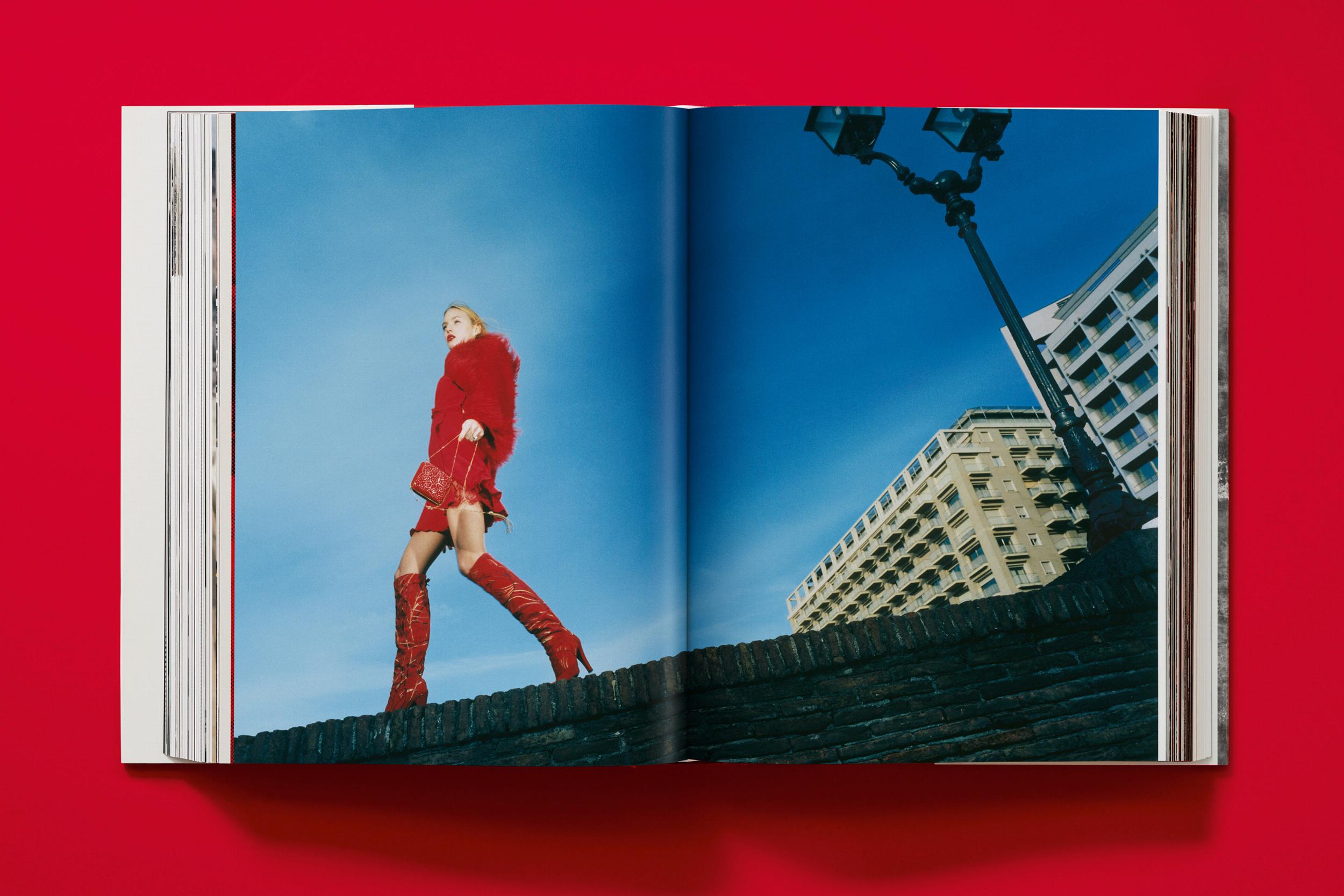 Valentino. a Grand Italian Epic – Plastic Books