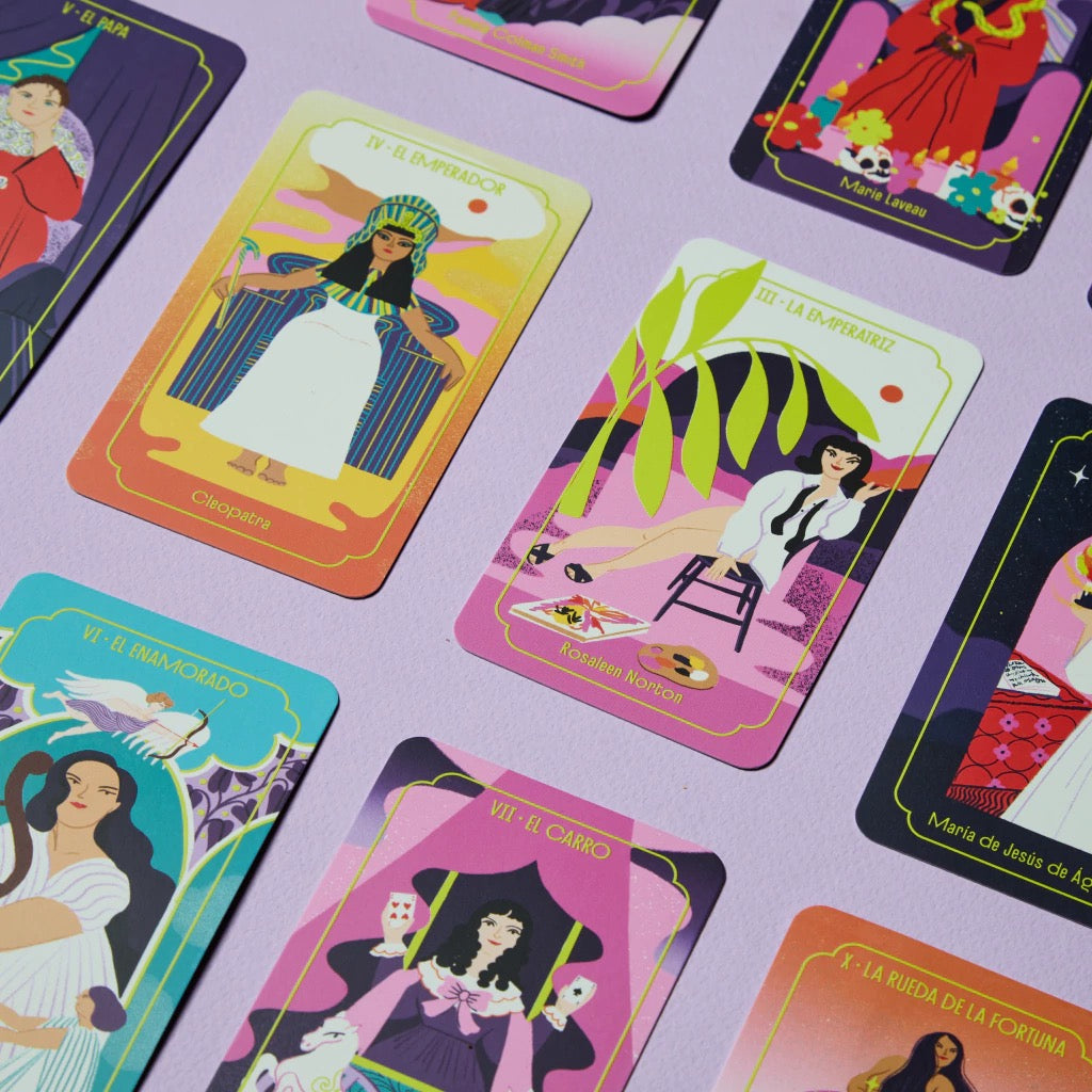 MÍSTICAS TAROT: Brujas, diosas y ocultistas (Baraja Tarot) – Plastic Books